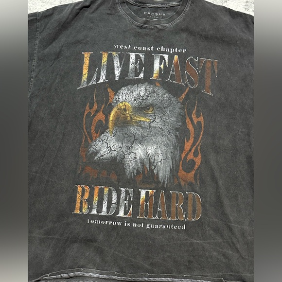 PAC SUN woman’s XL distressed t-shirt. - Picture 4 of 5